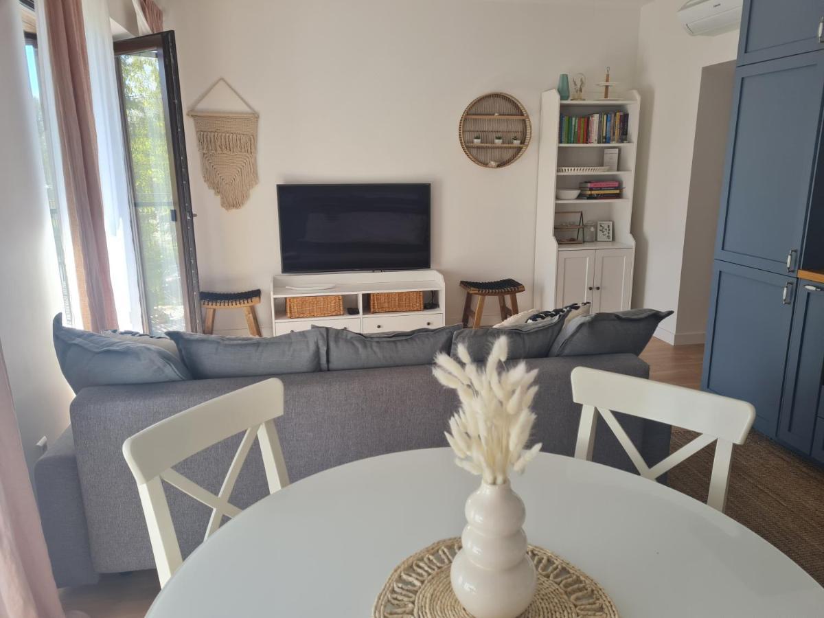 Smelte - Holiday Apartment In Juodkrante Exterior photo